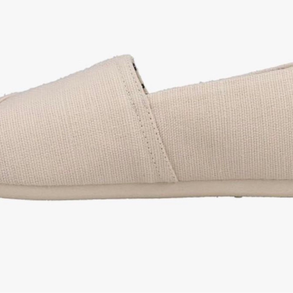 Women’s Tom’s